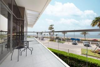 2BR with Sea View & Terrace - 5