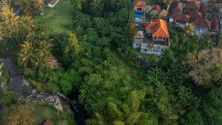 Villa Air Terjun Bucuan - 9