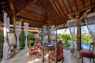 Villa Air Terjun Bucuan - 1