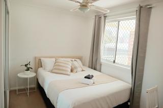 Double room with shared bathoom - 0