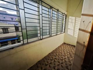 Smart Homes near koyambedu by Stayz Royale - 9