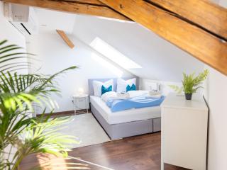 GreenTreeHomes - Penthouse Willow - 6