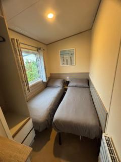 Meadow Banks Combe Haven - 4