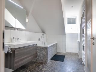 GreenTreeHomes - Penthouse Willow - 4