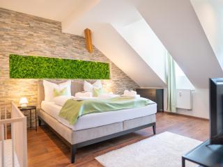 GreenTreeHomes - Penthouse Willow - 7