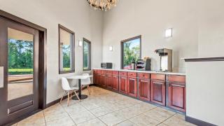 Motel 6 Hammond, LA – I 12 – I 55 - 1