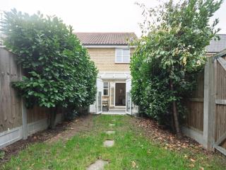 Pass the Keys Cosy home Basildon Ideal for contractors - 7