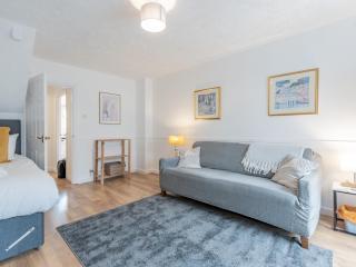 Pass the Keys Cosy home Basildon Ideal for contractors - 3