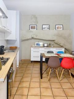 Le Gaveau superbe T3 médiéval Internet WiFi gratuit Arènes historiques - 1