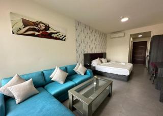 Le Six Hotel And Resort - 2
