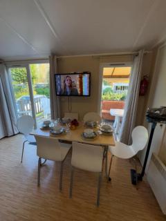 Mobilhome Évasion Fun Activités, détente et nature aux Fontaines - 4