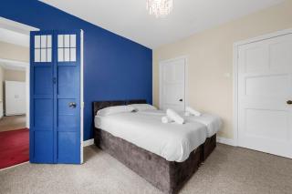 Two Bedroom House by Brookland Stays Serviced Accommodation Short Lets Middleton with Free WiFi - 5