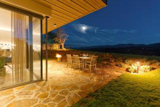 Stilvolles Ferienhaus Südsteiermark ruhige Lage top Aussicht & E-Ladestation - 1