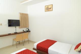 Hotel Vishaka Paark - 3