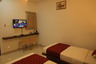 Hotel Vishaka Paark - 6