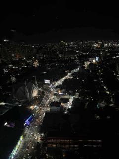 Horizons101 Condo - 1