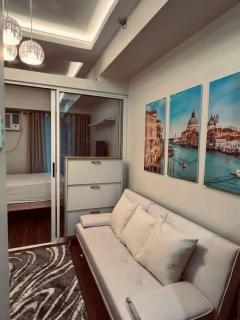 Staycation in Bloom - 9