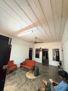 Rosellas Munroe East Kallada - 1