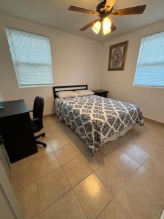 Private Cozy Apartment - 8