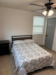 Private Cozy Apartment - 5