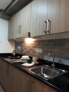 One Bedroom Condo in MOA Complex Manila - 3