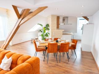 GreenTreeHomes - Penthouse Oak - 9