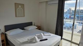 Central Double Room with Balcony - 6