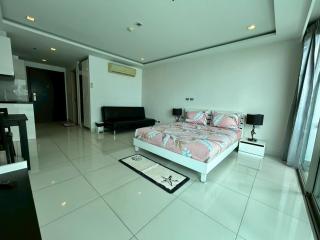 Wong Amat Tower Condominium 1305 - 9