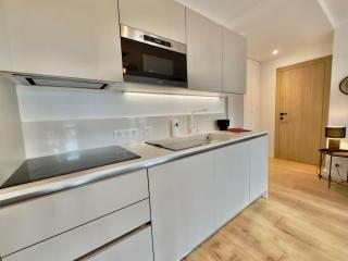 Moderne - Lumineux - Vue Port Antibes - 1