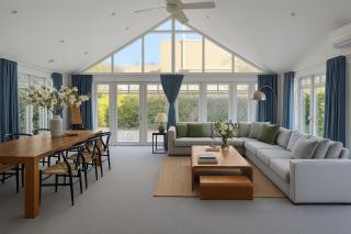 Elegant Art Deco Gem Cosy 3BR Retreat - 0