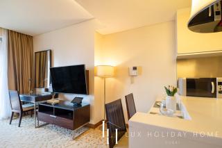 LUX The EMAAR Fashion Avenue Studio - 2