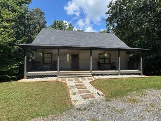 Hidden gem at the lake - 0