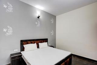 Hotel O Conifer INN - 9