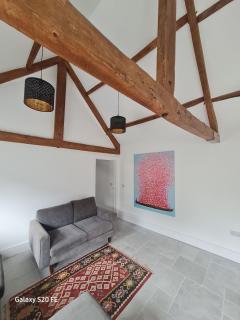 The Barn, A Spacious Getaway - Dog Friendly - 2