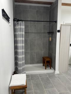 Hidden gem at the lake - 5