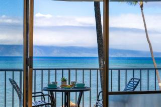 Valley Isle 304 · VI 304 Beautifully Decorated OceanFront Condo - 1