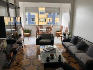 Amplo Apartamento Central - 0