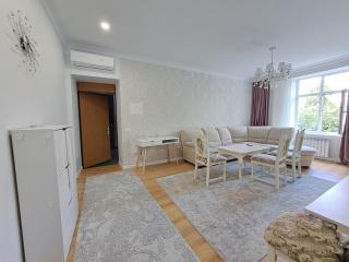 Apartament în centrul Chișinăului, într-o curte verde și liniștită! - 0