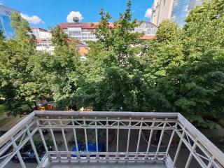 Apartament în centrul Chișinăului, într-o curte verde și liniștită! - 7