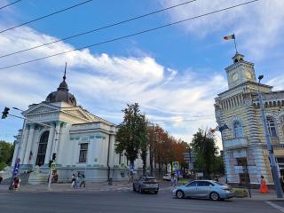 Apartament în centrul Chișinăului, într-o curte verde și liniștită! - 6