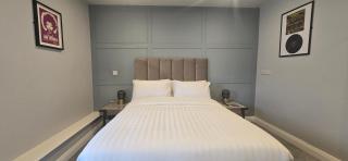 Martins Lane Guesthouse - 7