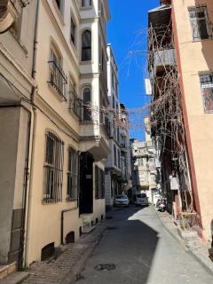 Ozcans Pera Flats 2 - 5