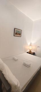 Z and J Transient House l- CDO - 7