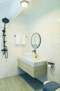 Saga Pool House 5BR, 200m from BEACH - 8