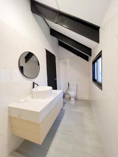 Saga Pool House 5BR, 200m from BEACH - 5