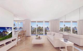 Bright Two-Bedroom Condo with Intracoastal Views - 0