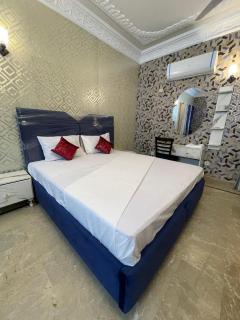 The Red Tree III Premium Guest House - 3