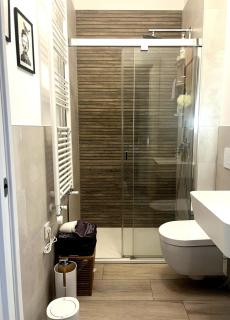 Urban Oasis - Two-Room Apartment! - 7