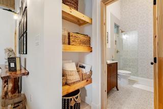 Rustic Elegance Farmhouse, Sanford Farms, Fl - 8