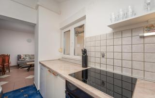 Lovely Apartment In Biograd Na Moru With Wifi - 2